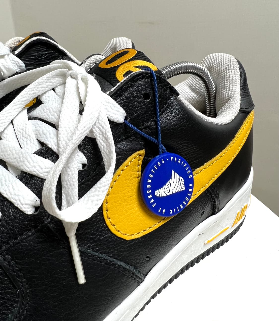 [275] 나이키 에어 포스 원 로우 06 필라델피아 흑인의날  상품이미지4