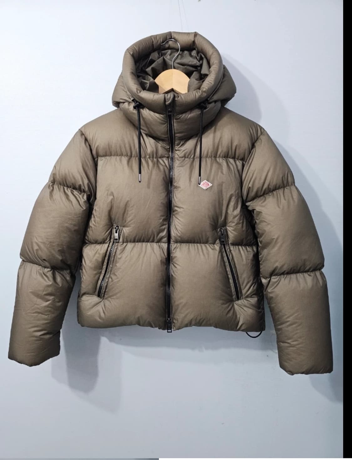 단톤 다운 패딩 카키 상품이미지4