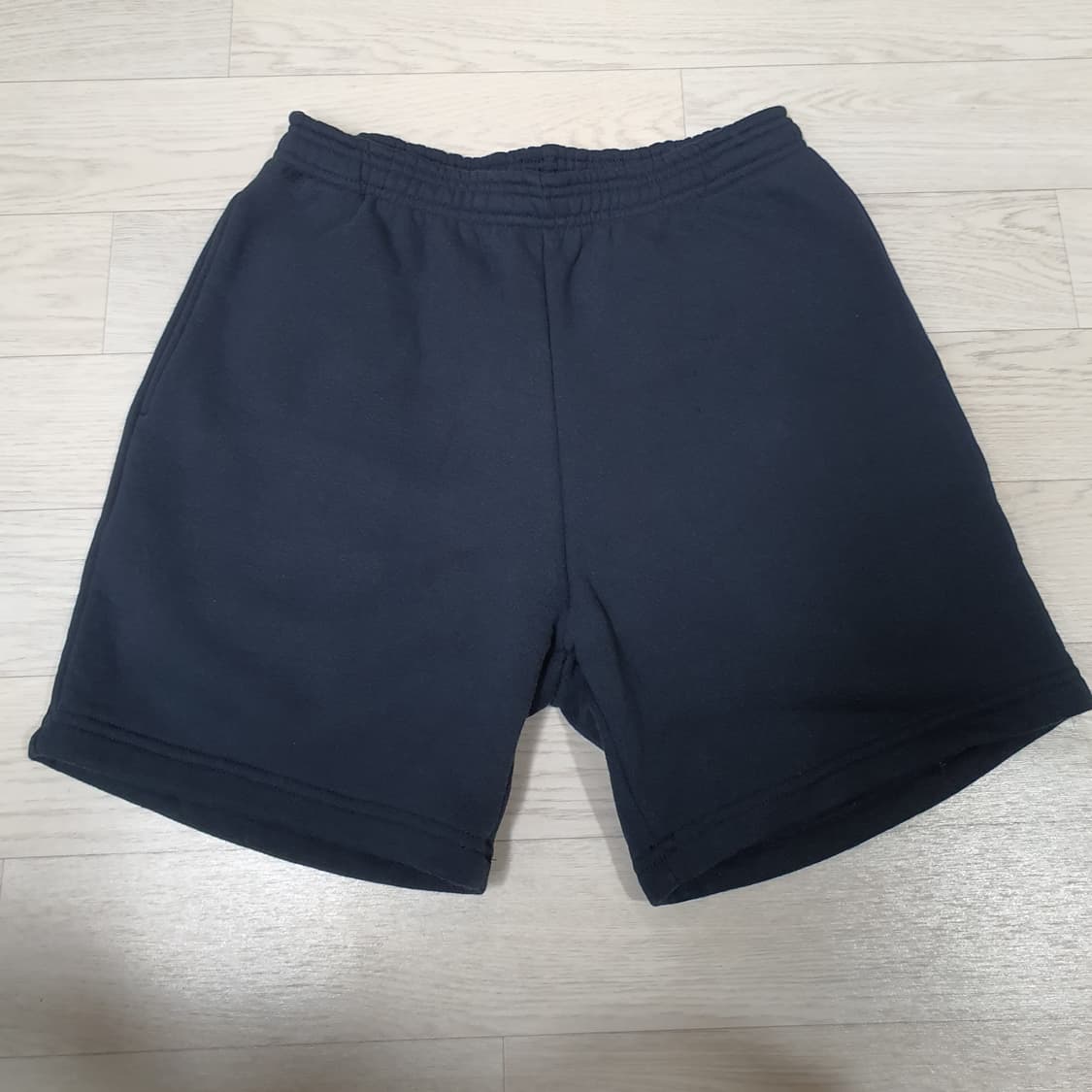 laa la 어패럴 스웨트 쇼츠 다크네이비 티셔츠 샘플 상품이미지1