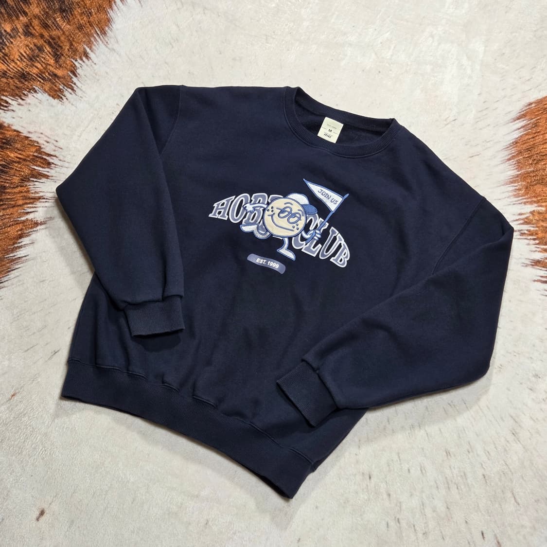 FP142 네이비 오버핏 자수 맨투맨 상품이미지1