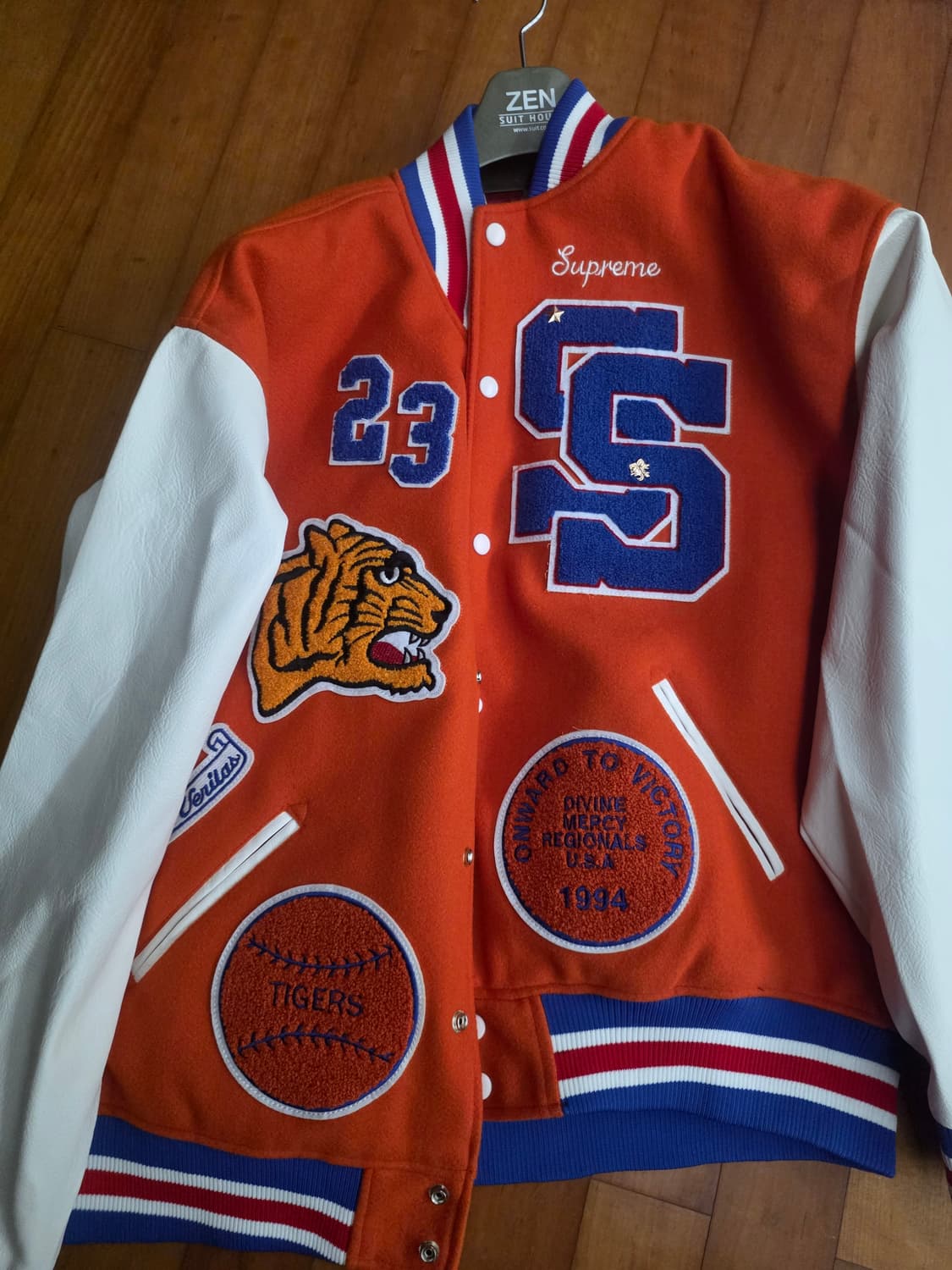 슈프림 타이거 바시티 자켓 오렌지 상품이미지2