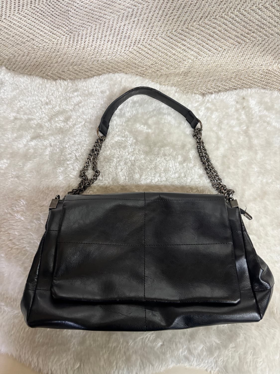 자라(Zara) 락 플랩 숄더 백(손잡이부분 사용감 많음) 상품이미지1