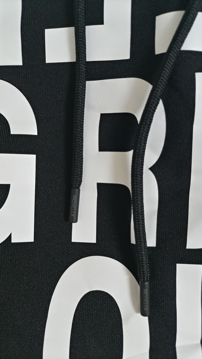 신품급 정품인증 몽클레르 그레노블 레터링 블랙 후드티 몽클레어 상품이미지3