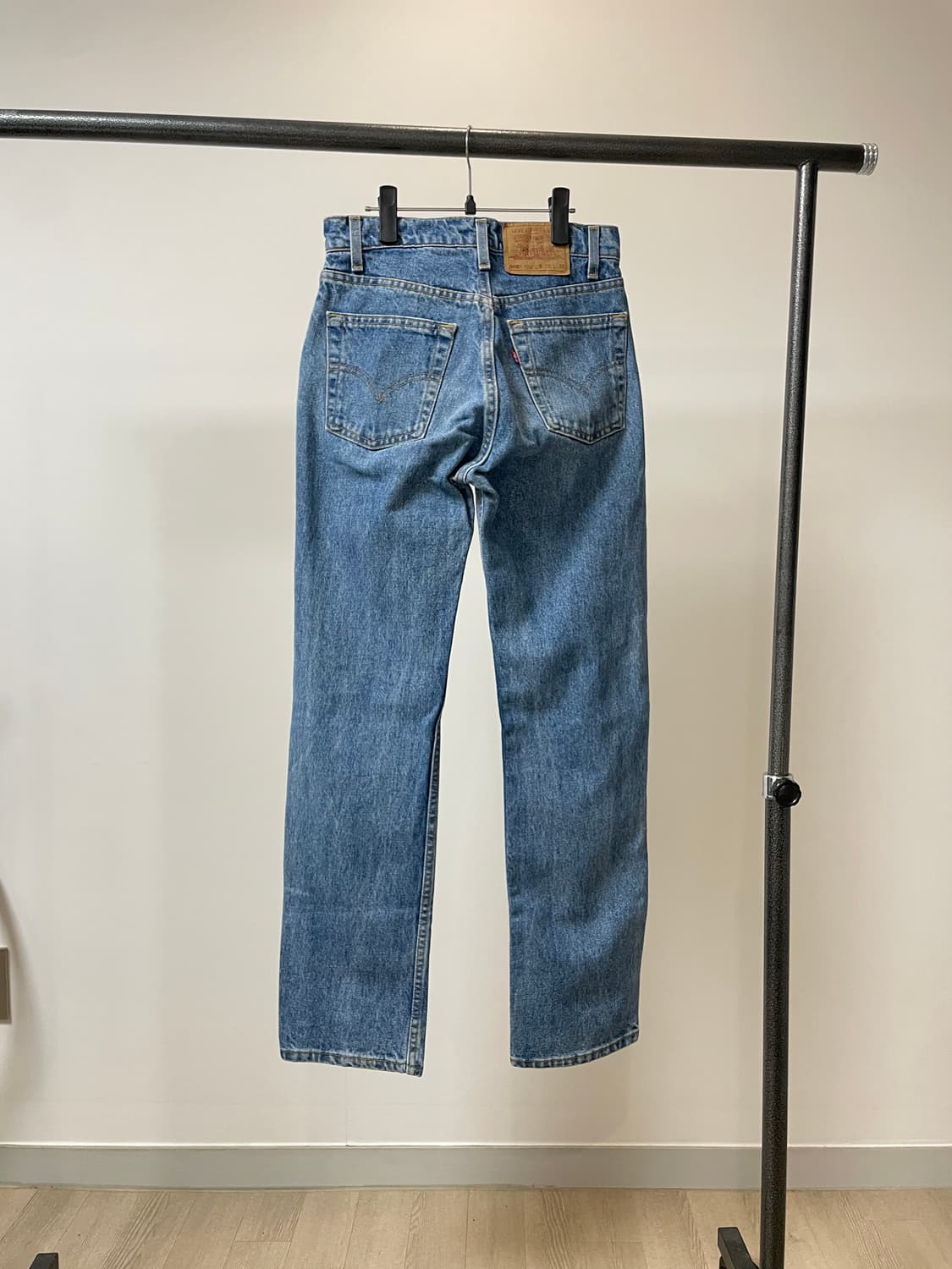 (29) 90s usa 리바이스505 레귤러핏 여성 중청 데님 팬츠 상품이미지1