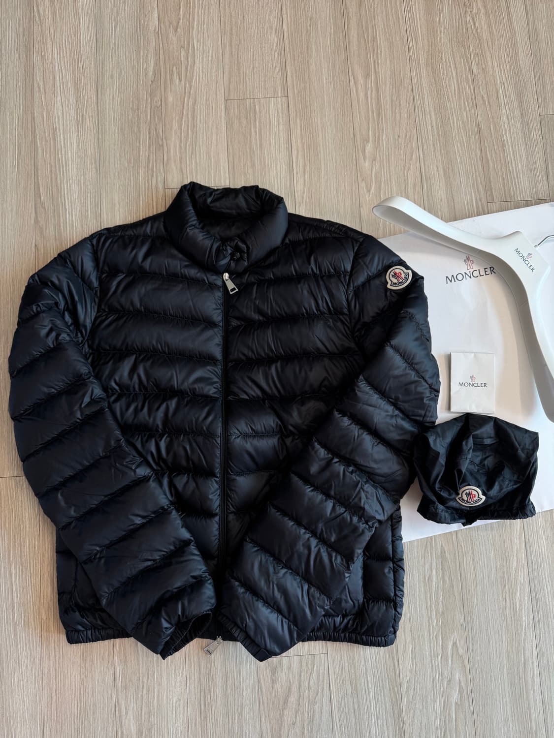 몽클레어 란스 여성 경량패딩 3 상품이미지1