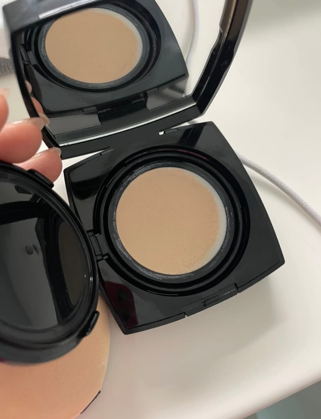 샤넬 수블리마지 레쌍스 드 뗑 쿠션 B00 상품이미지3