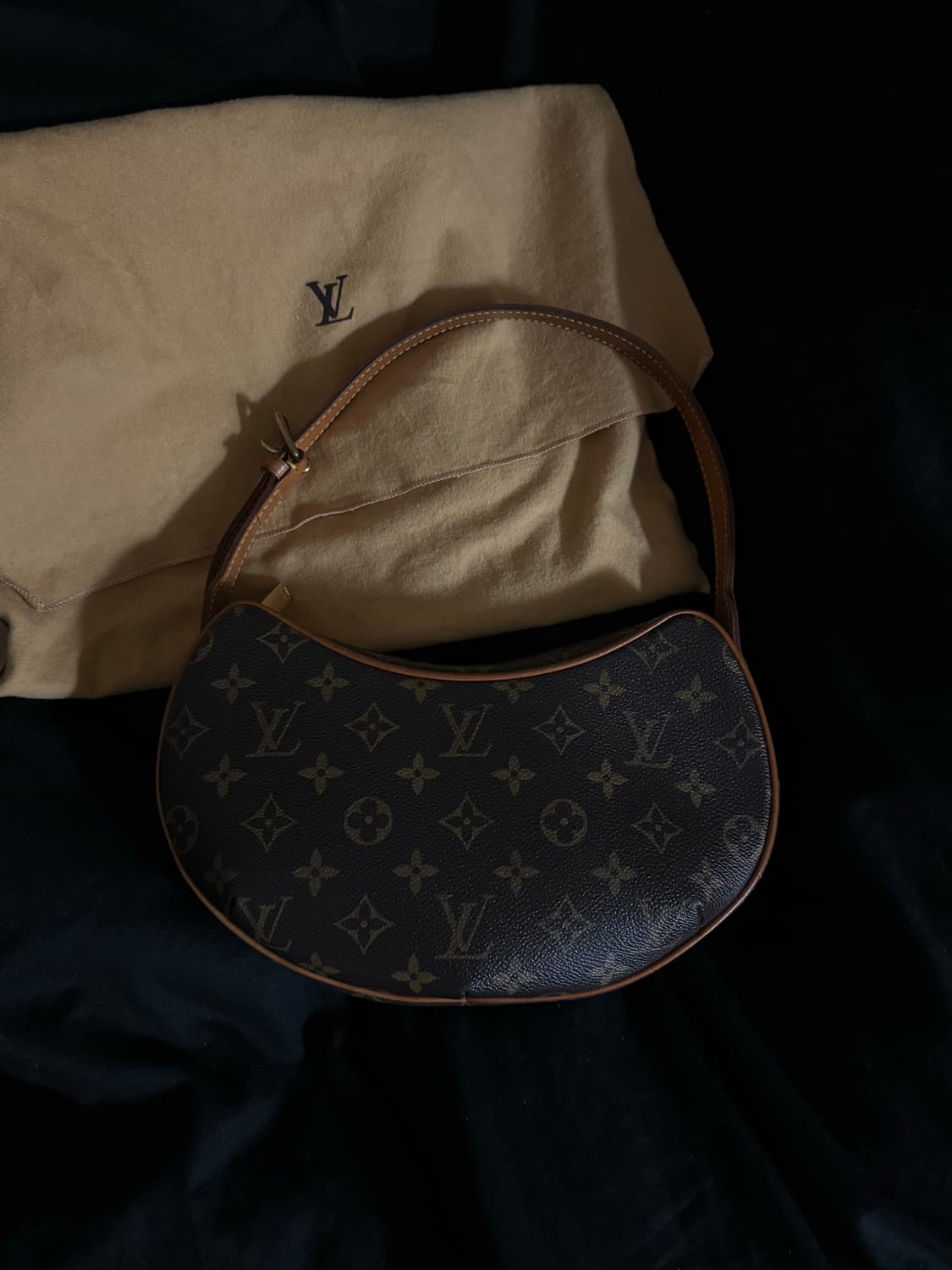 루이비통 크로아상 상품이미지1