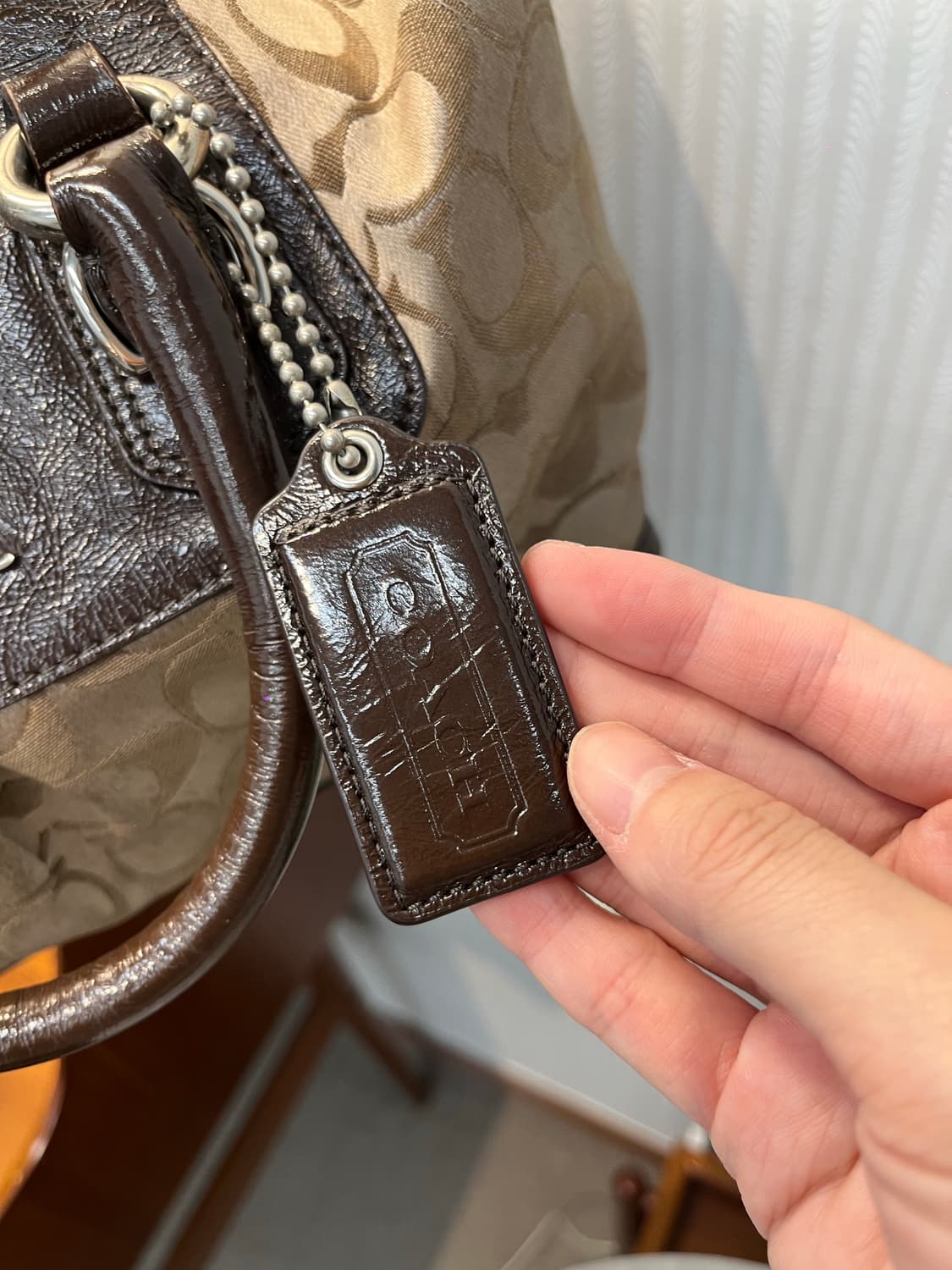Coach Basic Brown Shoulder Bag 상품이미지4