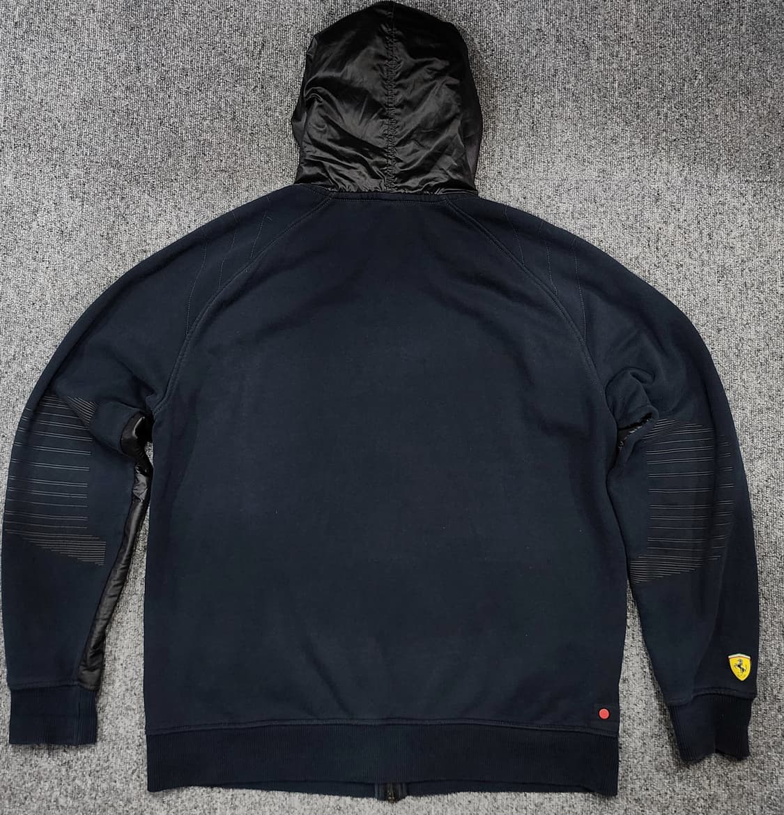푸마 x 페라리 콜라보 협업 후드집업 XL 상품이미지2