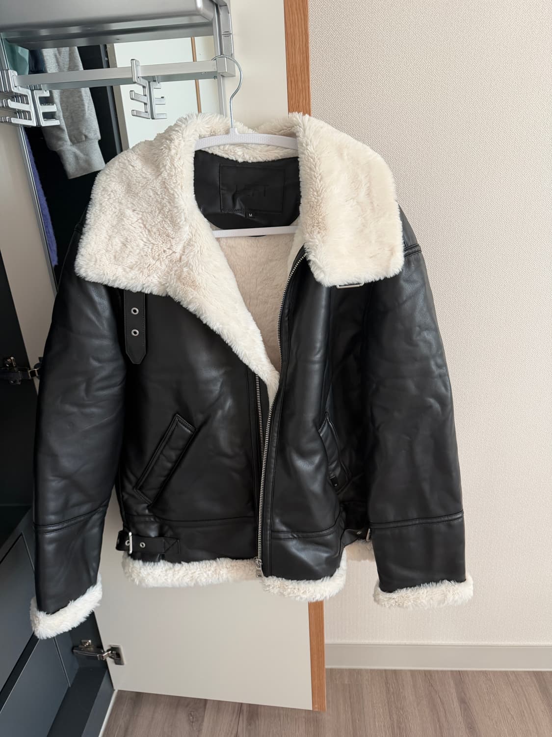 레프트서울 무스탕 상품이미지1