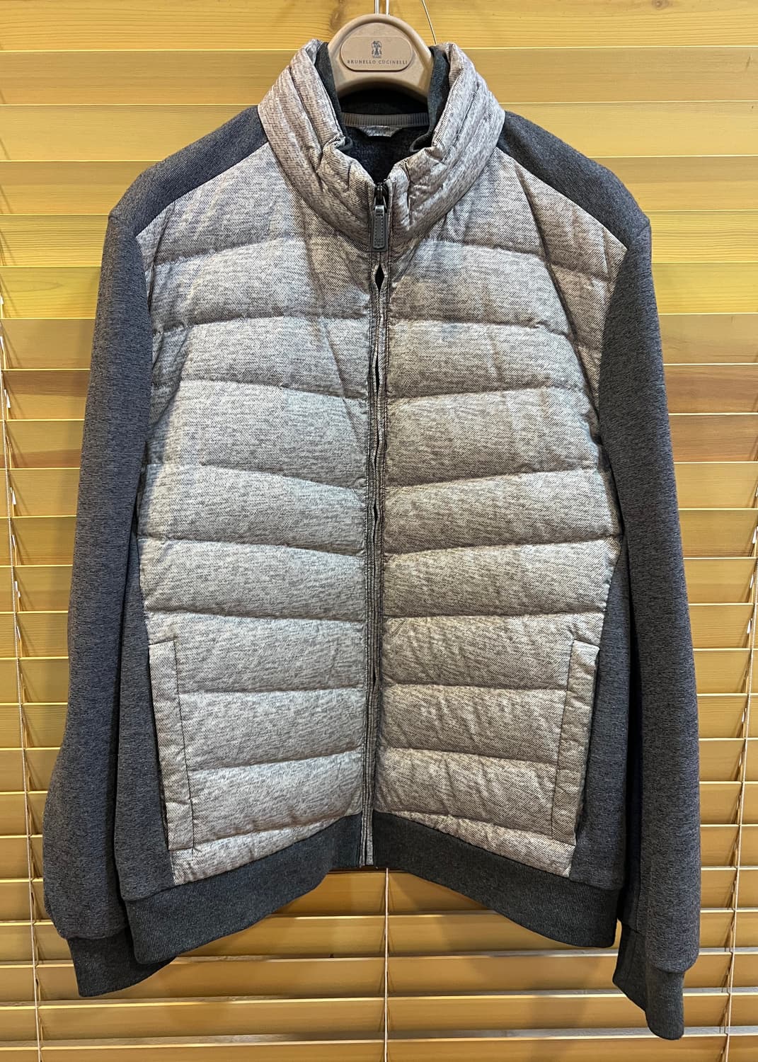 올젠 남성 그레이 구스다운 경량패딩점퍼
 상품이미지1