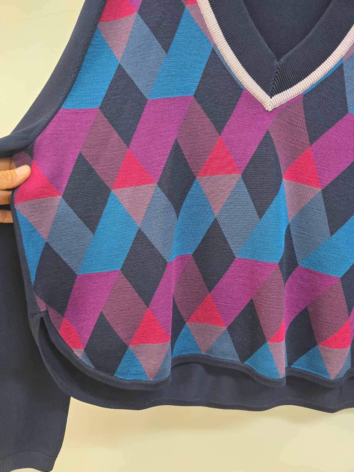 제이린드버그 22년 아만다 간절기 니트 상품이미지4