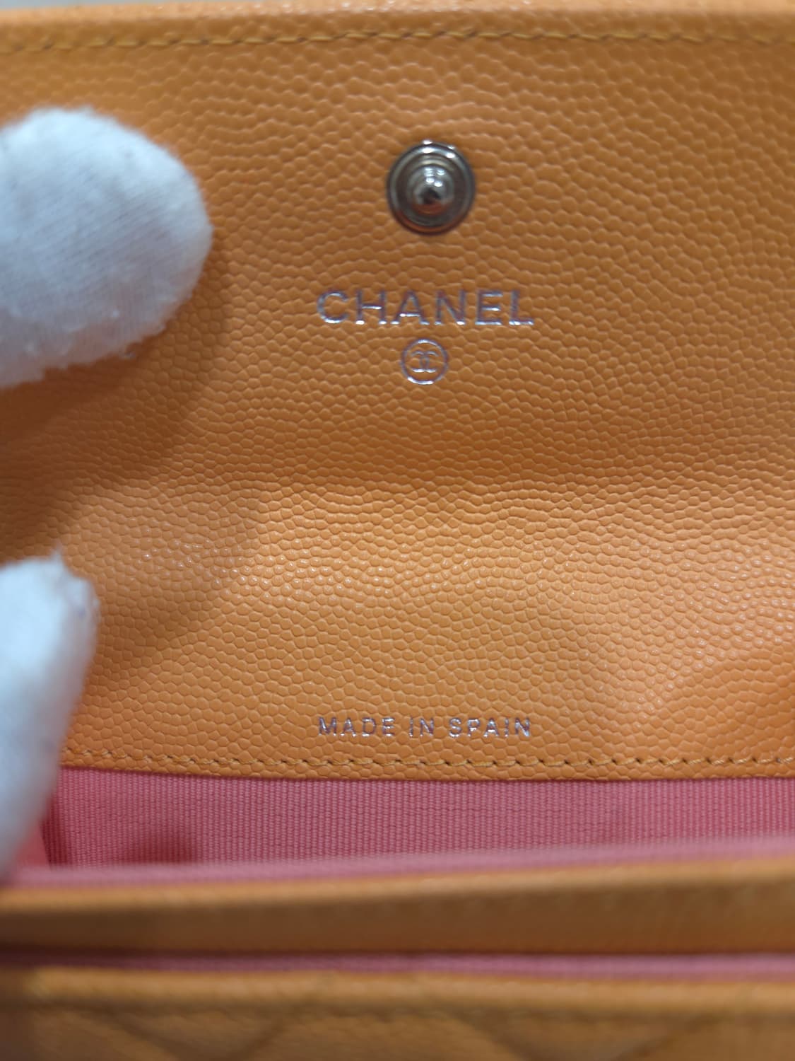 샤넬 똑딱이 플랩 캐비어 카드지갑 상품이미지4