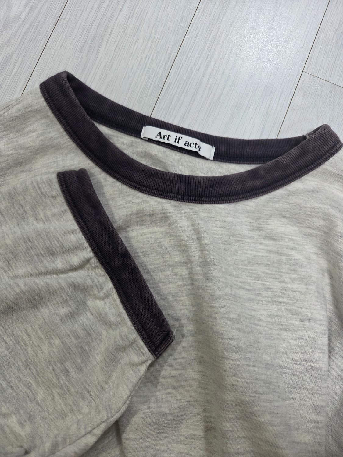 아트 이프 액츠 링거 티셔츠 오트밀 네이비 상품이미지3