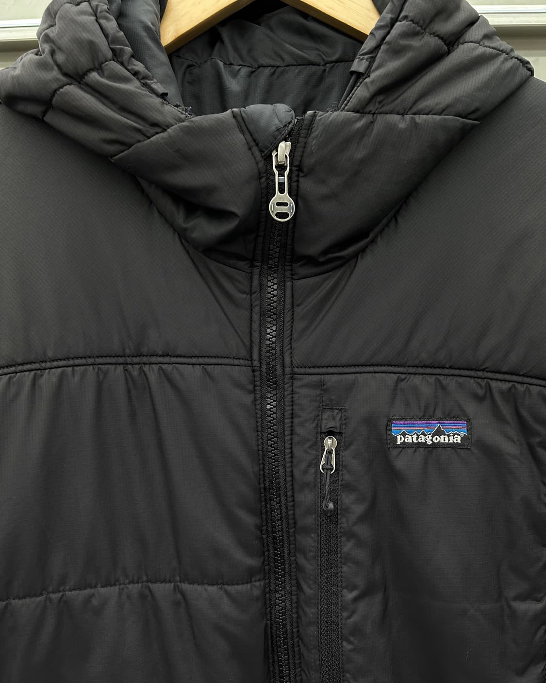 파타고니아 00s 프리마로프트 다스 파카 블랙 상품이미지3