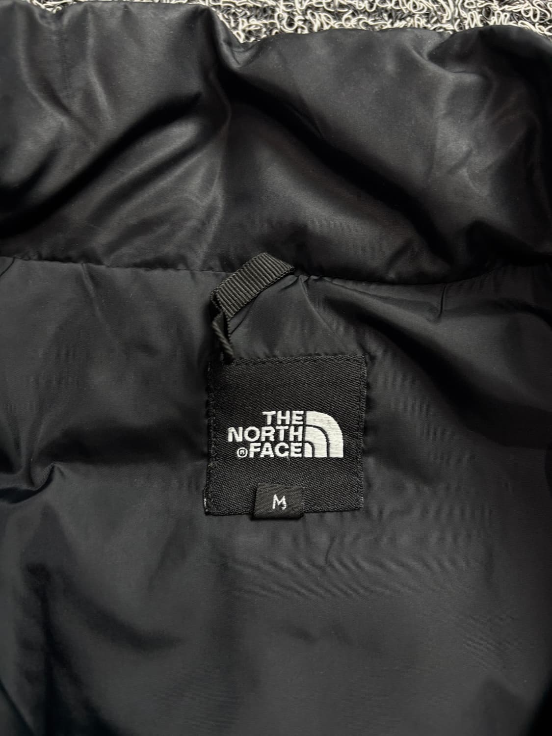 노스페이스 스퀘어 퀼팅 구스 다운 경량 패딩 1974 상품이미지4