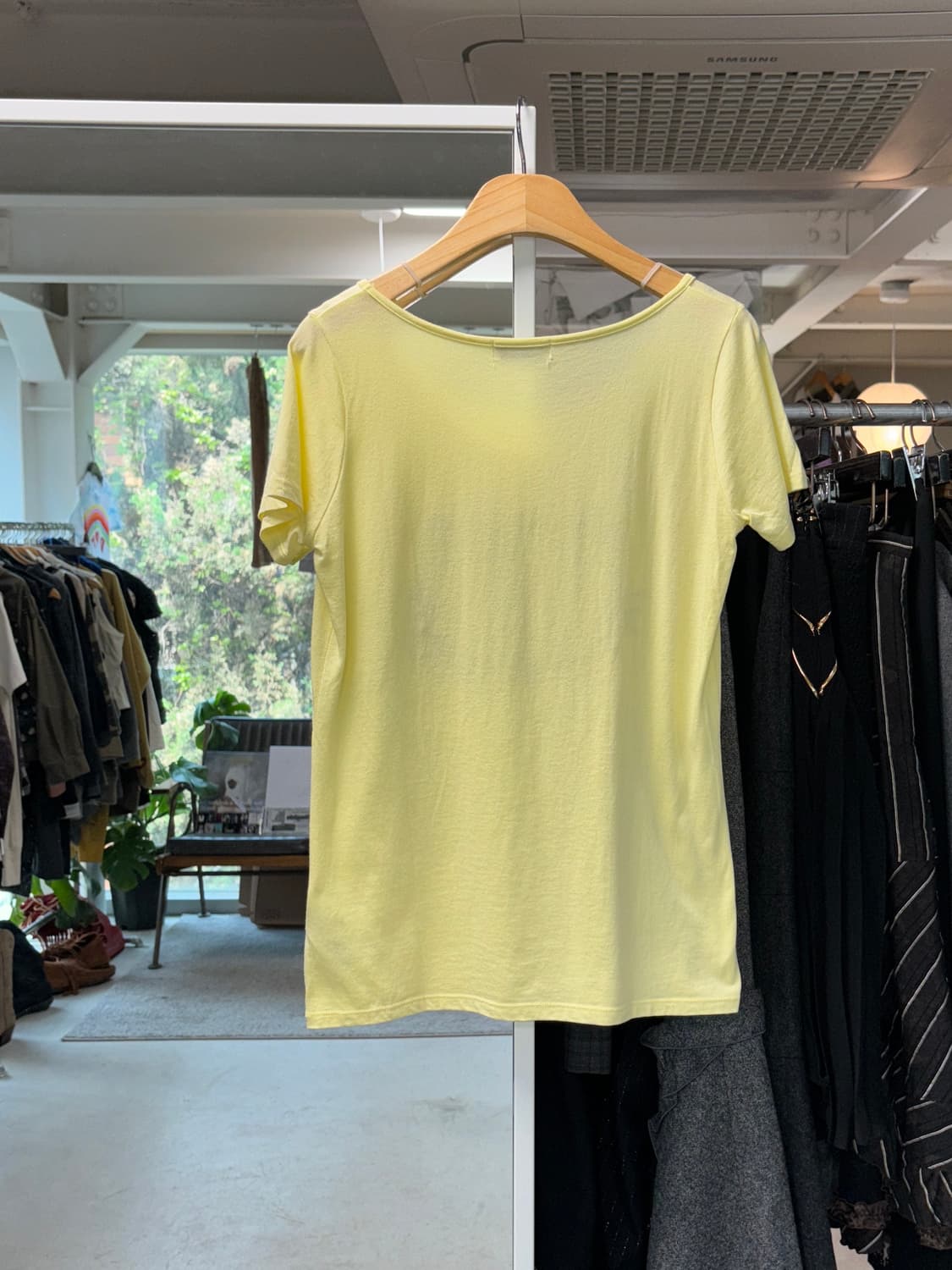 E hyphen world gallery 고양이 티셔츠 상품이미지2