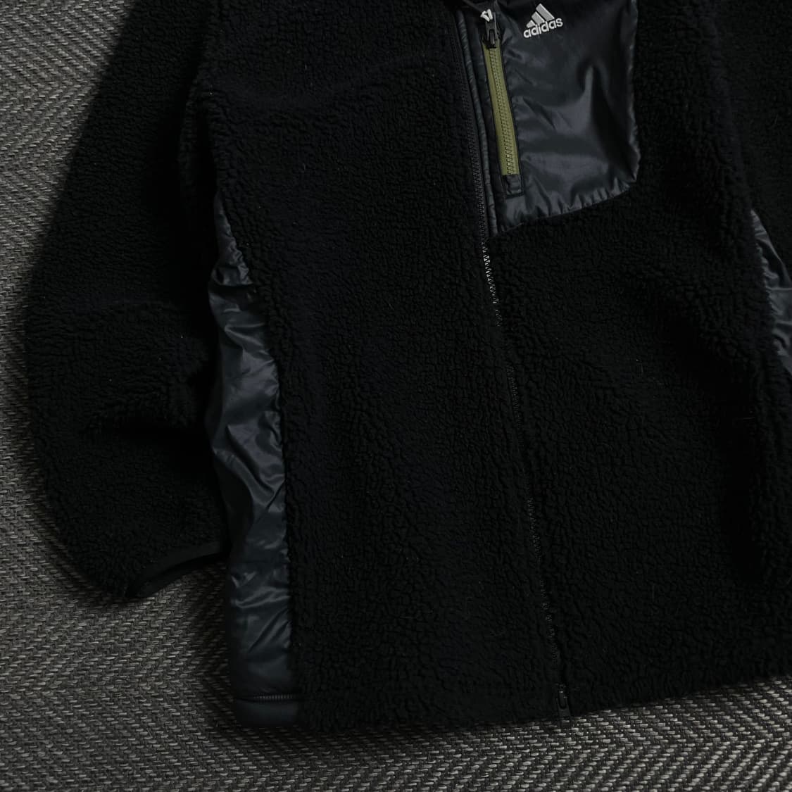 아디다스 하이로프트 쉐르파 플리스 자켓 o 3983 상품이미지3
