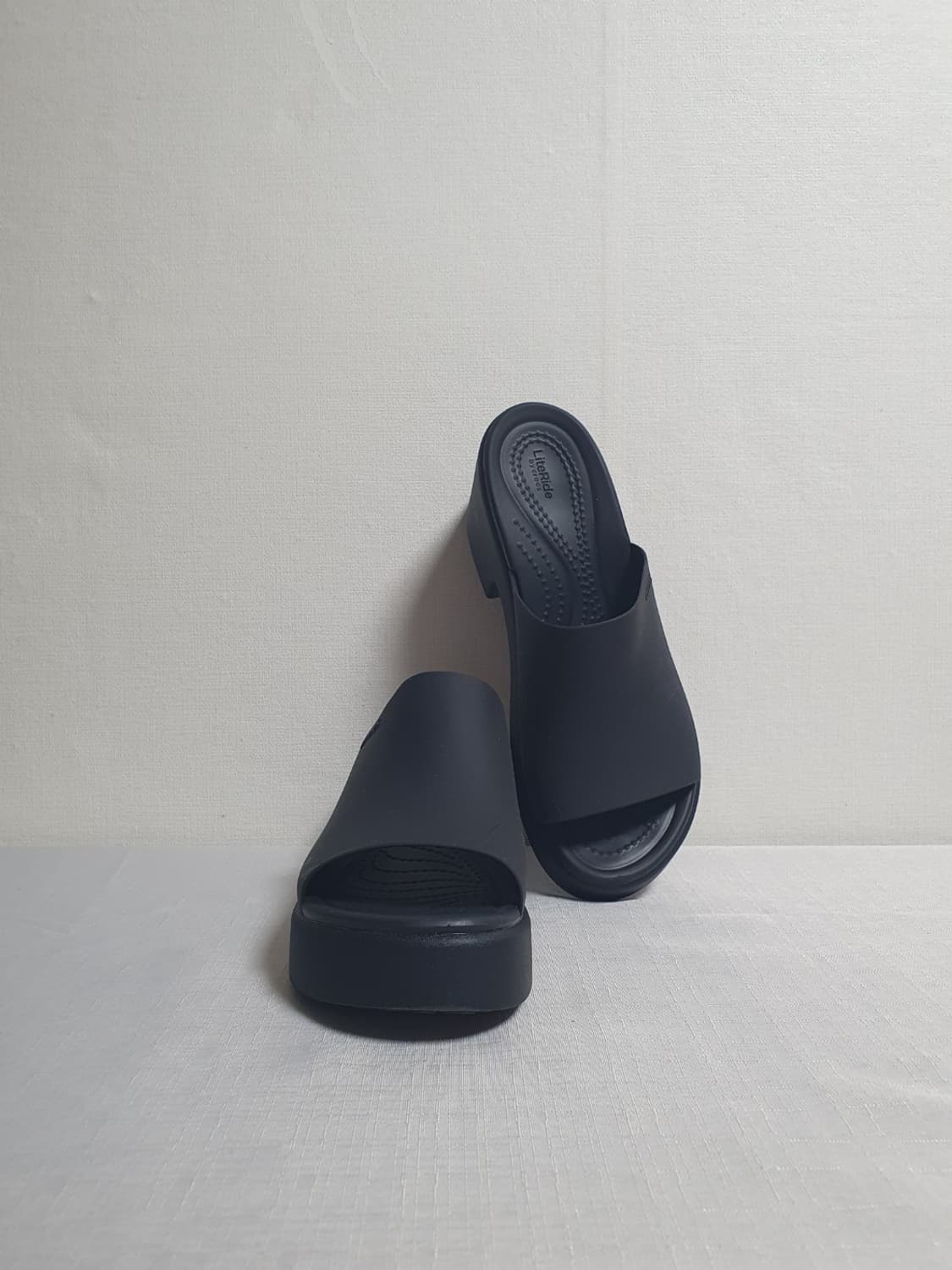 230mm 크록스 브루클린 슬라이드 가보시힐 블랙  상품이미지2