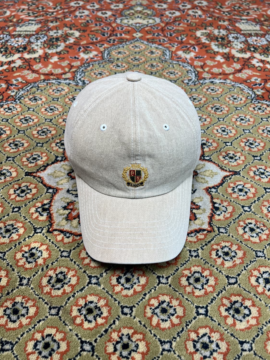 [FREE] 아웃스탠딩 로고 피그먼트 볼캡 아이보리 상품이미지1