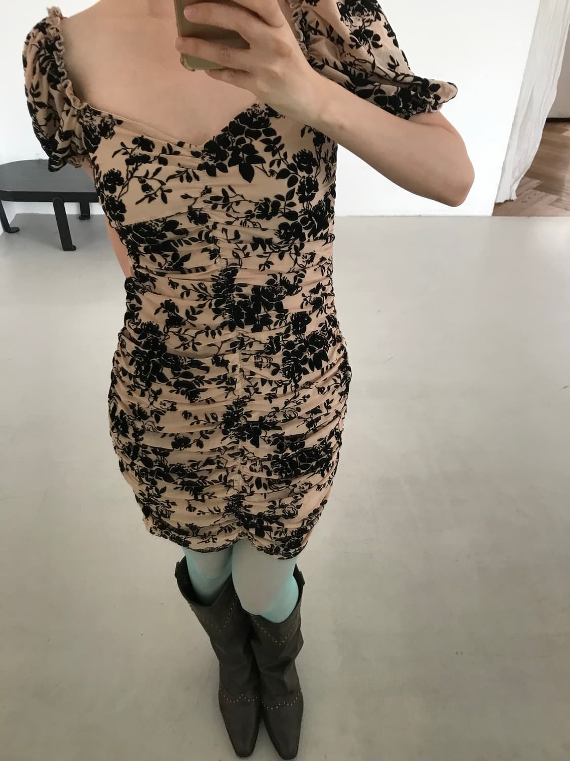 vintage pattern shirring one-piece 상품이미지1