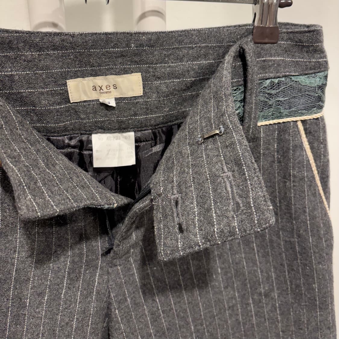 Axes femme 엑시즈팜 레이스 투버튼 울혼방 4부 팬츠 상품이미지8
