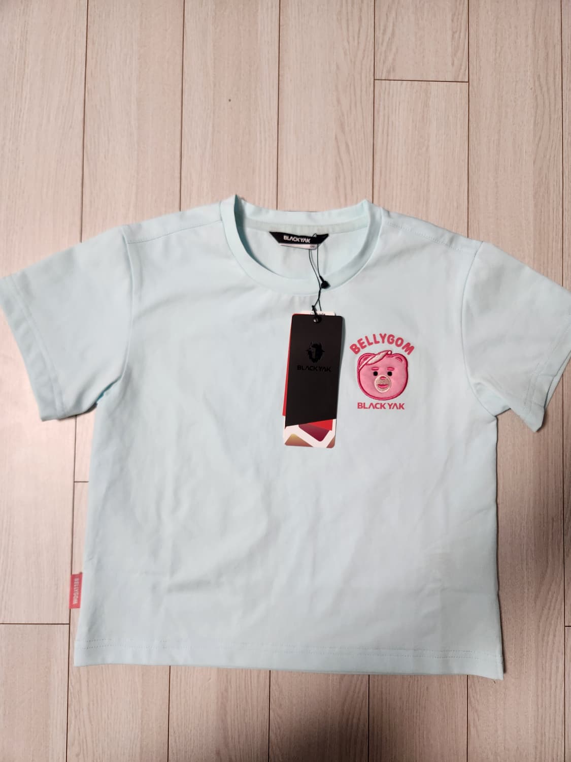 블랙야크 벨리곰 반팔 티셔츠 130

블랙야크 벨리곰 콜라보 반팔 티셔츠 상품이미지1