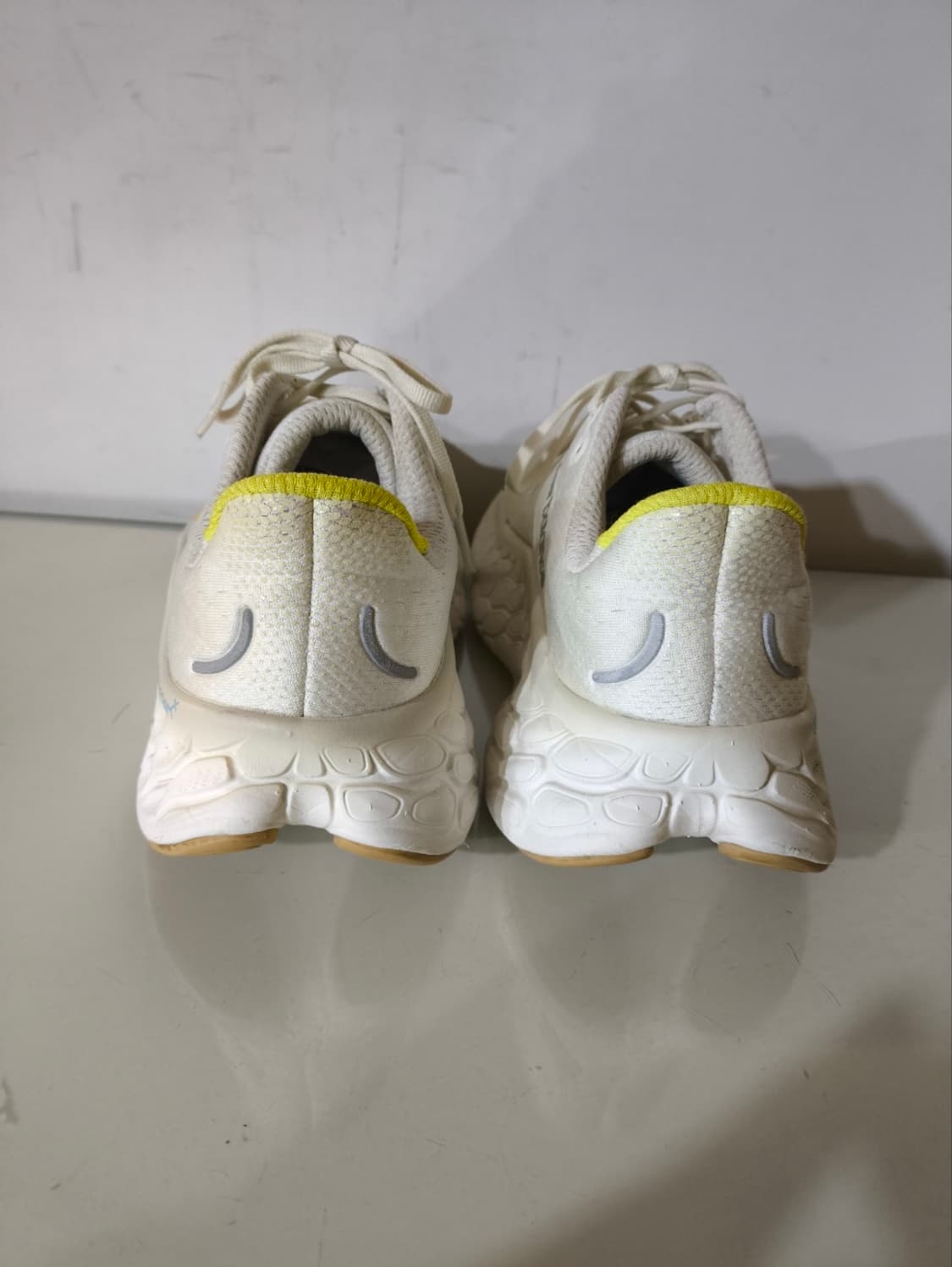 250mm 뉴발란스 프레쉬폼 X 모어 V4 런닝화  상품이미지8