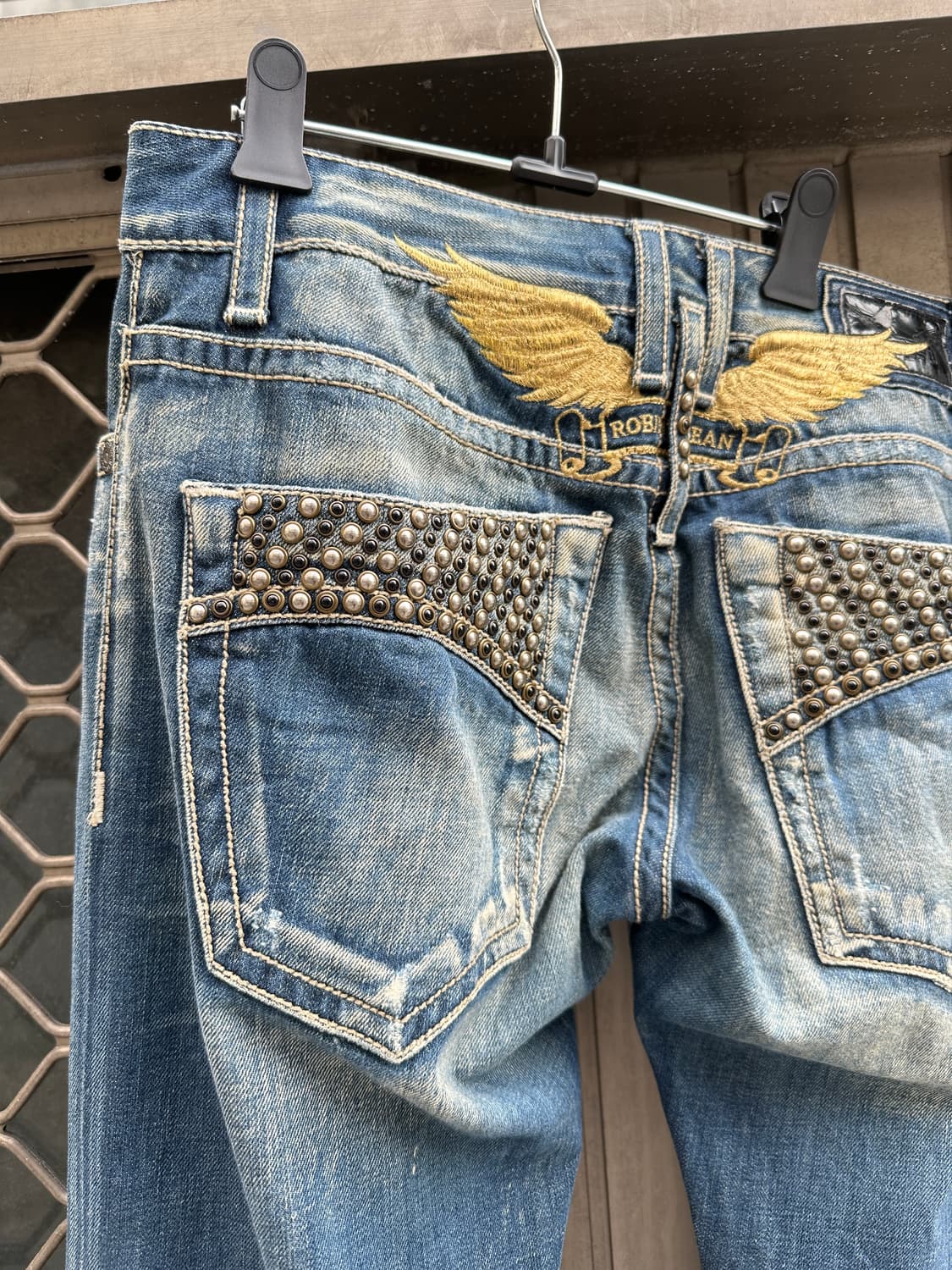 ROBIN’s JEANS back patch stud denim jean 상품이미지4