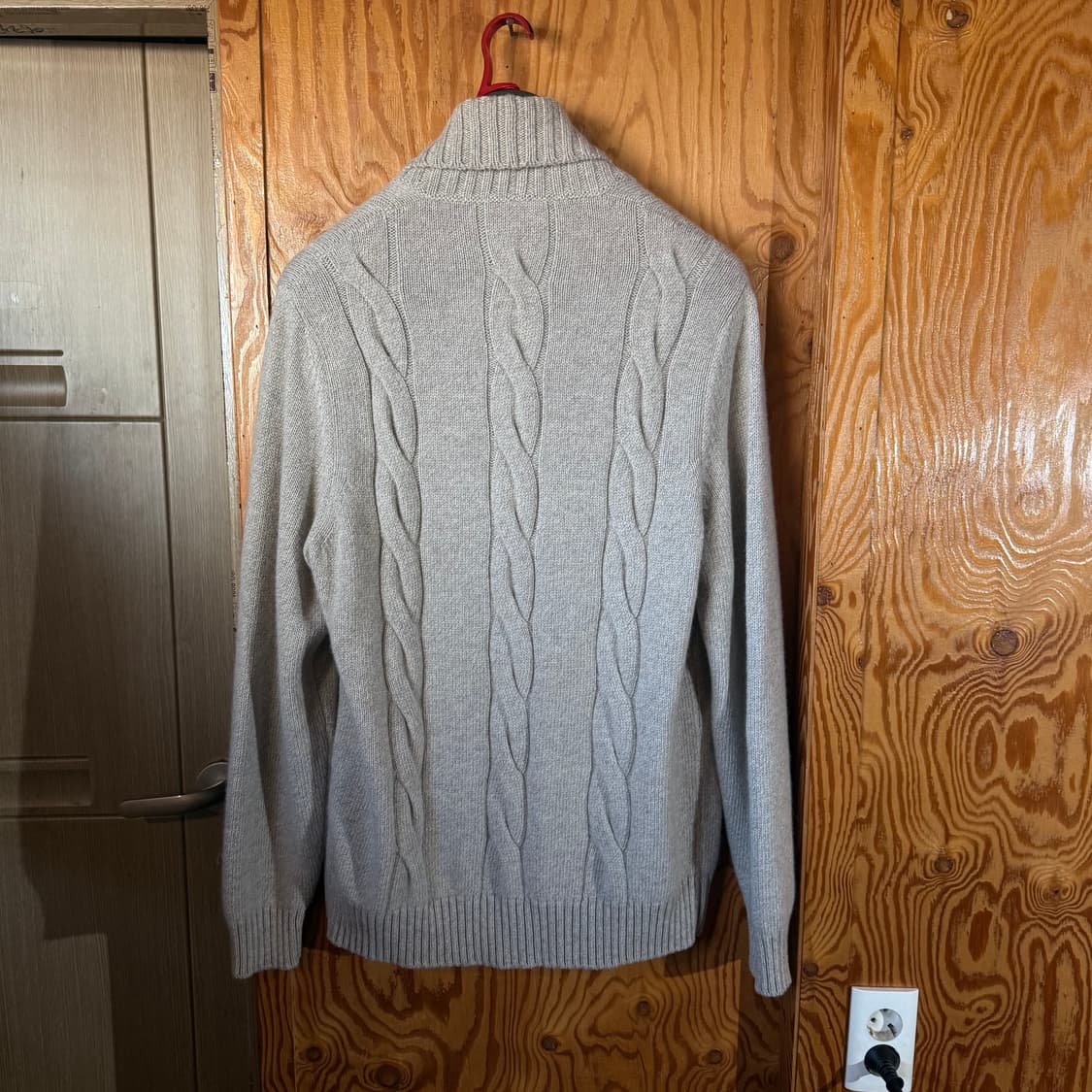 로로피아나 캐시미어 숄카라 가디건 새상품 판매 합니다. 상품이미지8