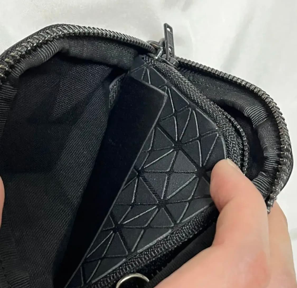 이세이미야케 바오바오 클램 월렛 지퍼 반지갑 상품이미지5