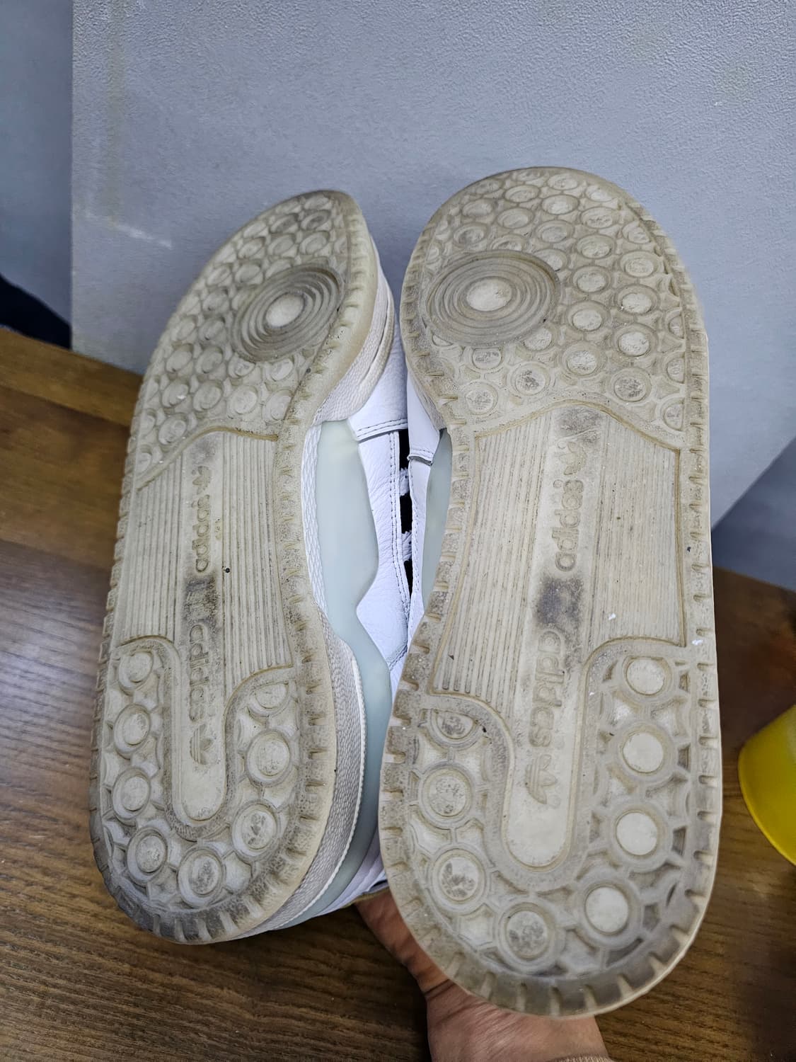 아디다스 x 비욘세 아이비 파크 포럼 미드 상품이미지9