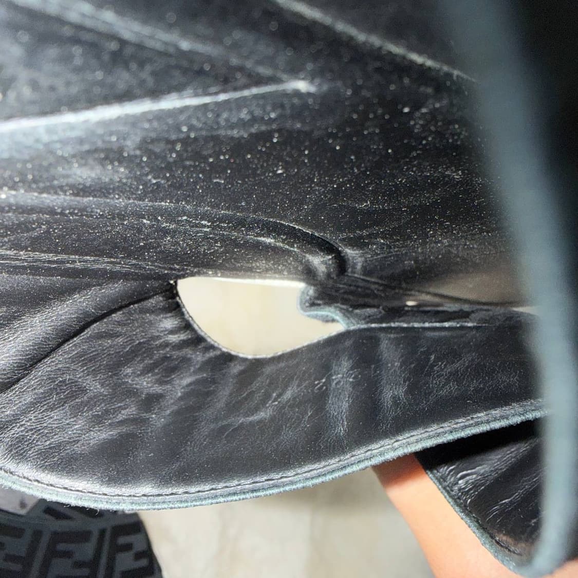 [정품] 펜디 FF로고 자카드 슬라이드 샌들 슬리퍼 상품이미지7