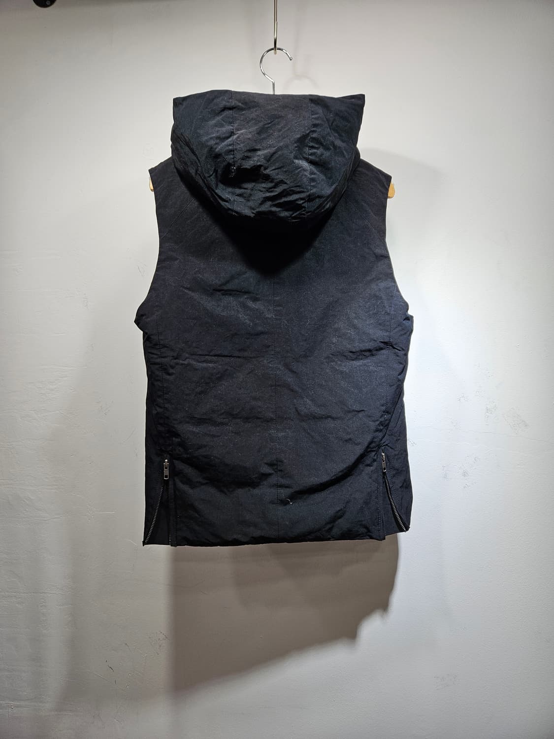 블랙 후드 오리털 조끼 M 상품이미지10