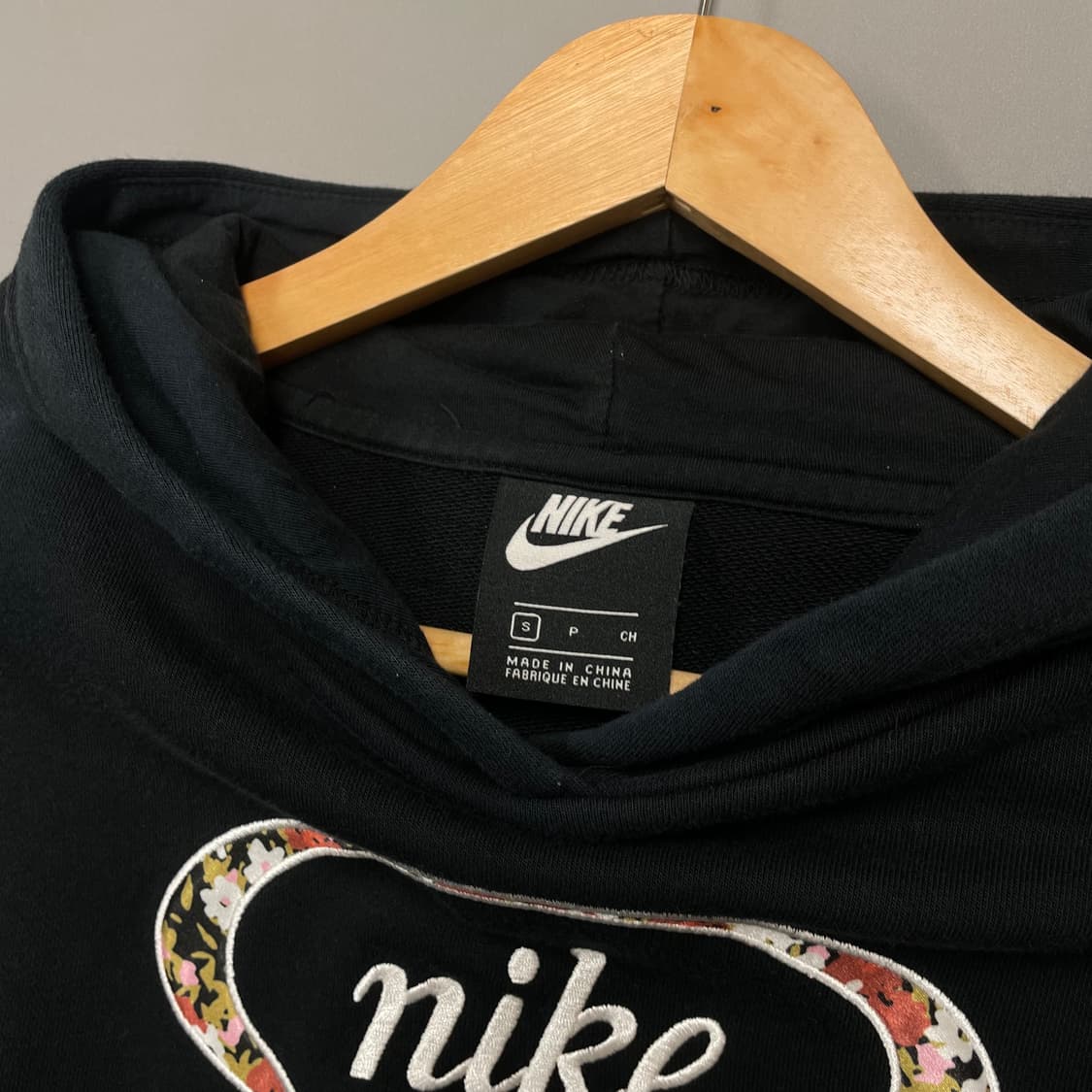 나이키 크롭 후드티 블랙 여성 S [041504] 상품이미지5