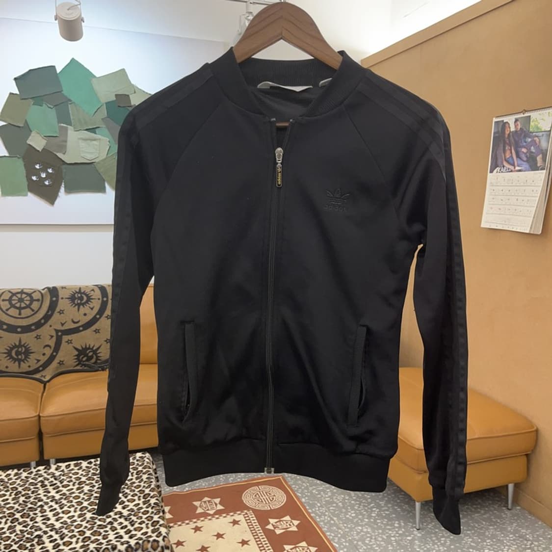 아디다스 유로파 슈퍼걸 시크 올블랙 져지 집업 90 C09109 상품이미지3