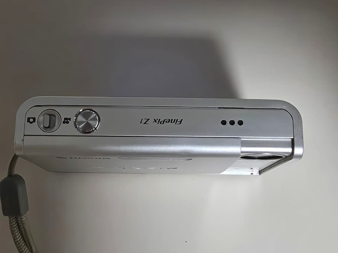 후지 파인픽스 Z1 빈티지 디지털카메라 (하자) 상품이미지2