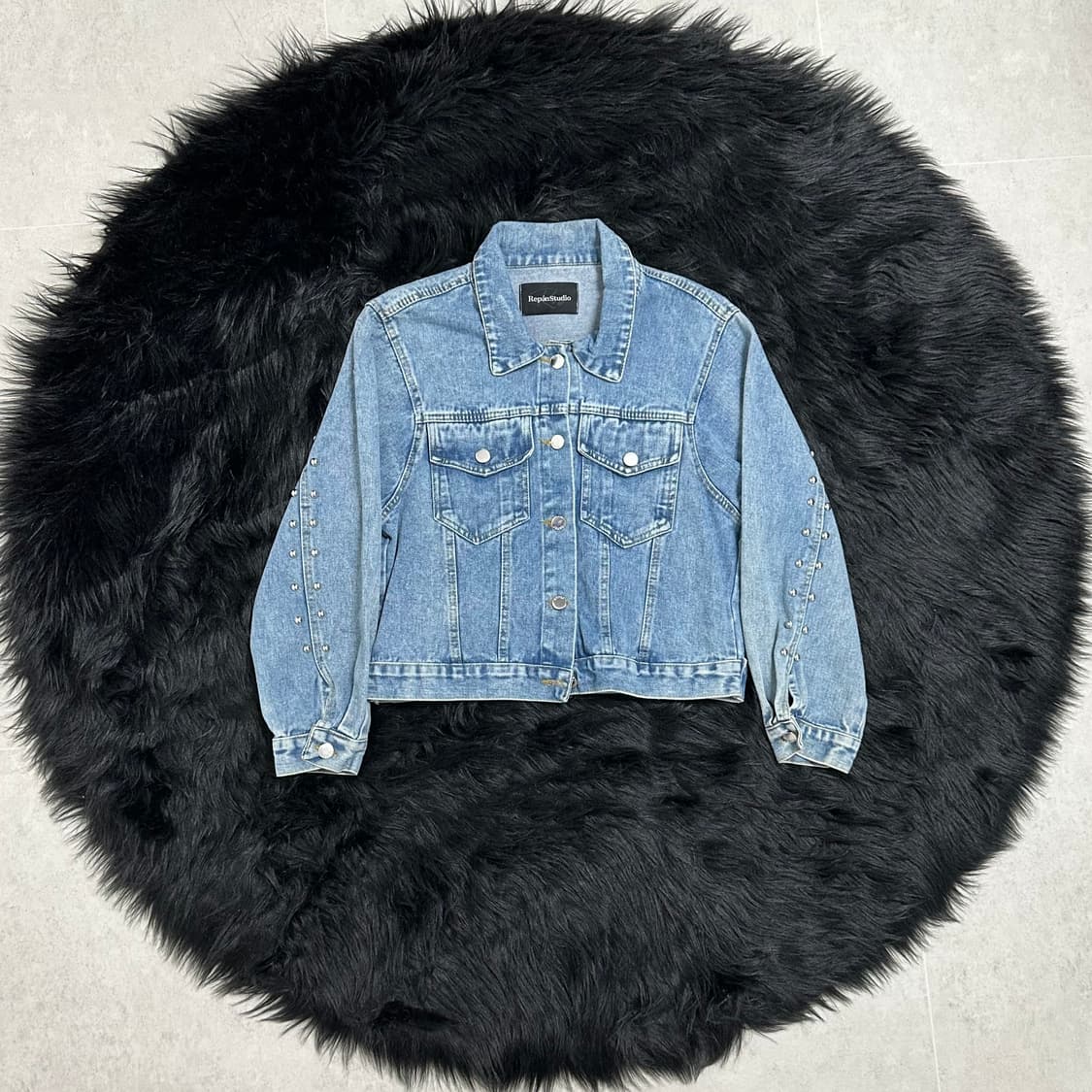 🎸스터드 디테일 중청 데님자켓🎸 상품이미지1