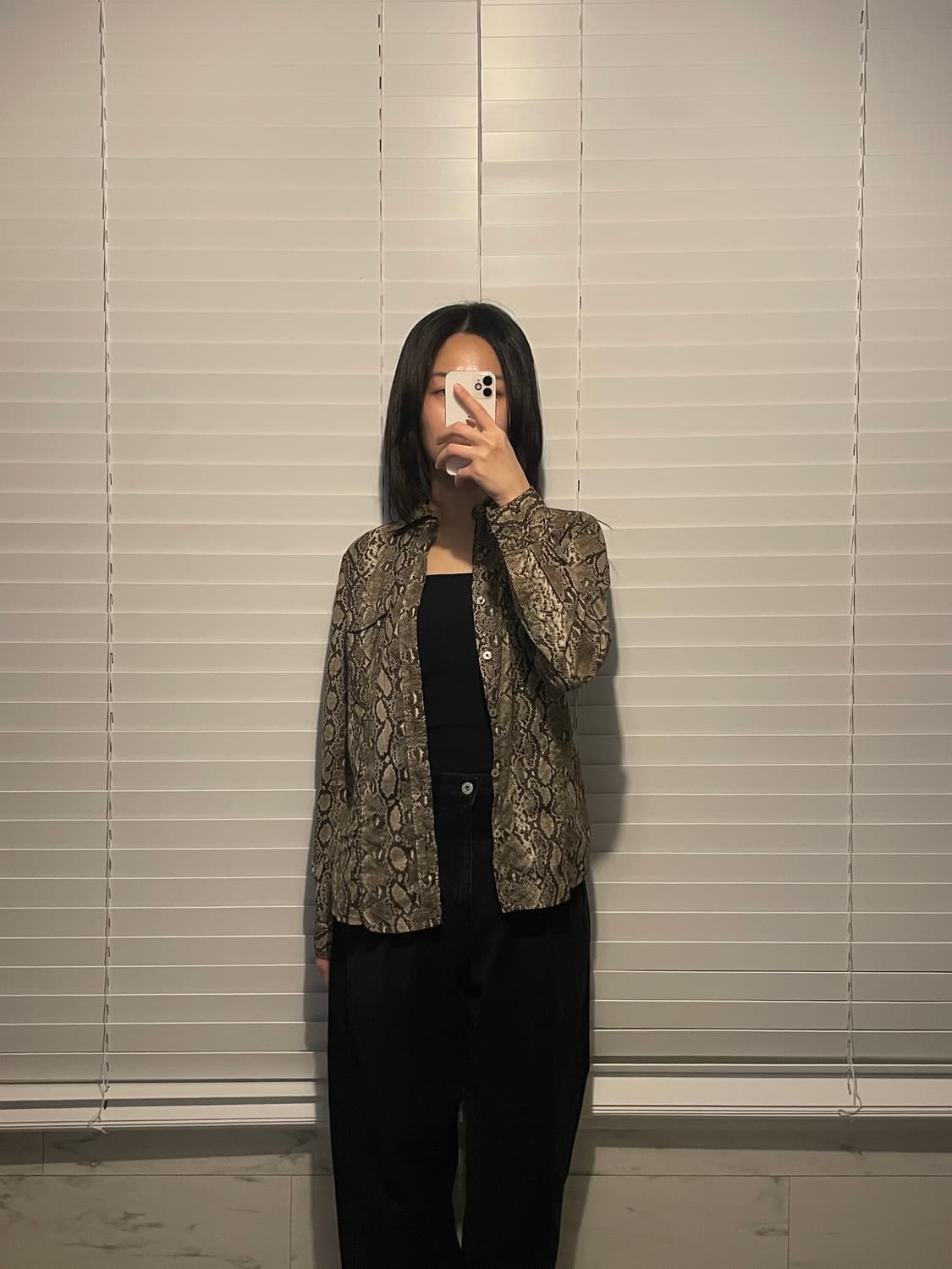 마이클코어스 파이톤 셔츠 상품이미지1