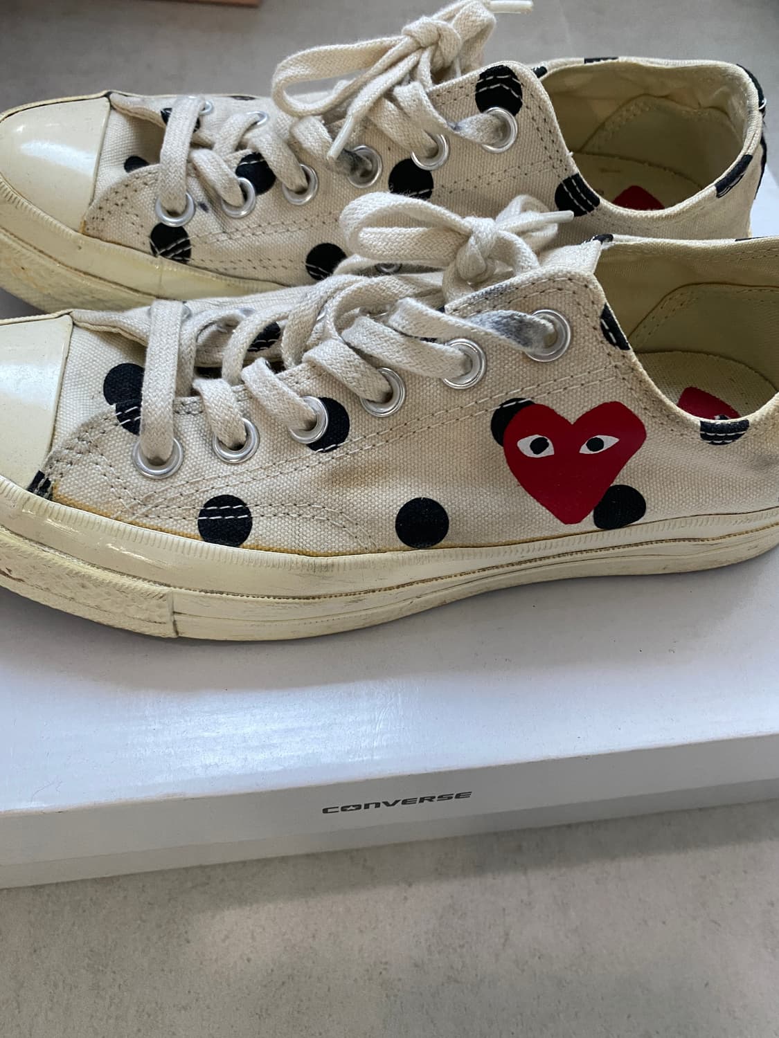 꼼데가르송 캔버스 240사이즈 상품이미지1