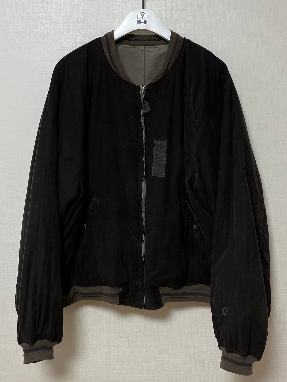 [4] 폴리테루 1011 리버시블 플로럴 수베니어 봄버 라이트 세이지 상품이미지3