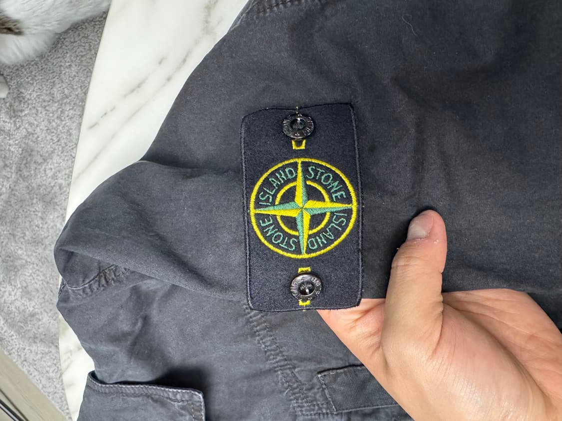 스톤아일랜드 25ss 올드이펙트 오버셔츠 S 상품이미지3