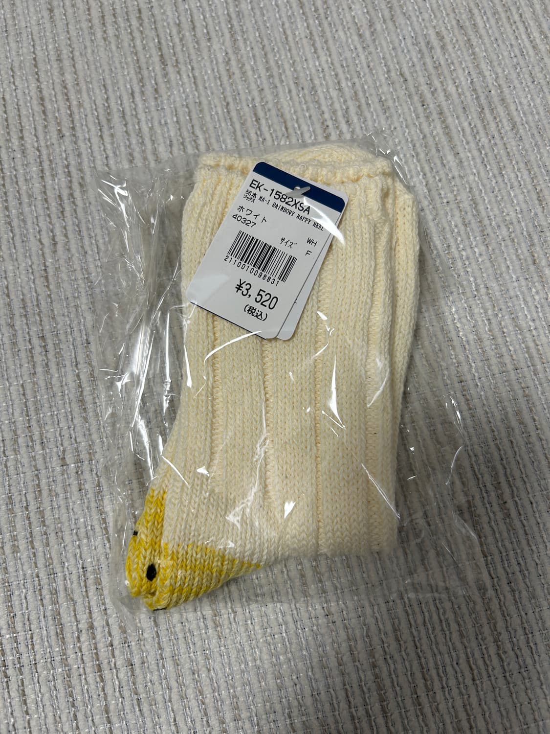 캐피탈 56 피스 MA-1 레인보우 해피 힐 삭스 화이트 상품이미지2