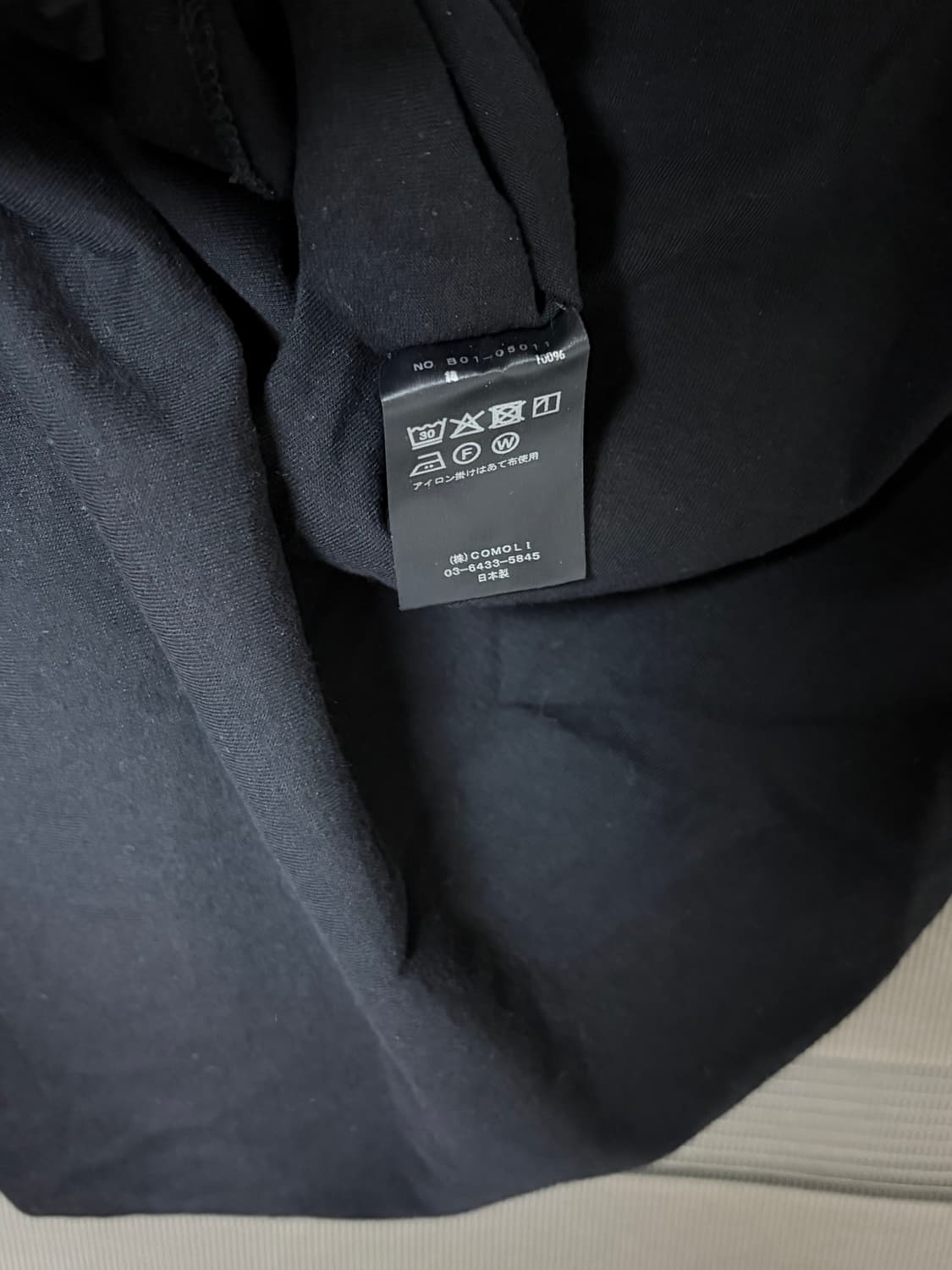 [2] 코모리 25SS 코튼 저지 슬리브리스 블랙 상품이미지6