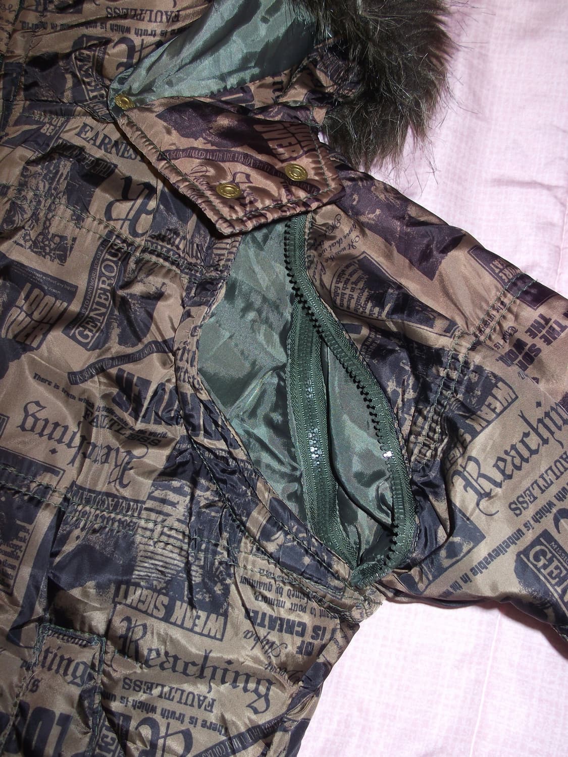 y2k 오네갸루 후드퍼 카키 패딩 상품이미지3