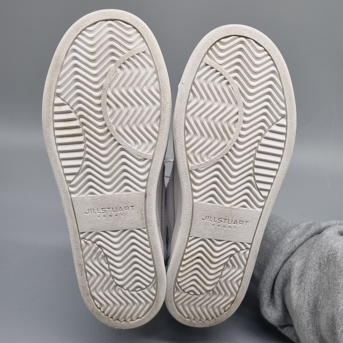 질스튜어트 스포츠 여성운동화235 상품이미지3