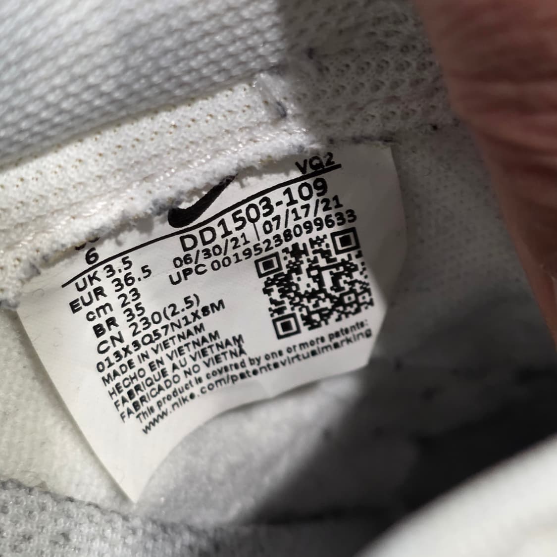 8w-9:나이키 덩크 로우 트리플 화이트 230cm 상품이미지10