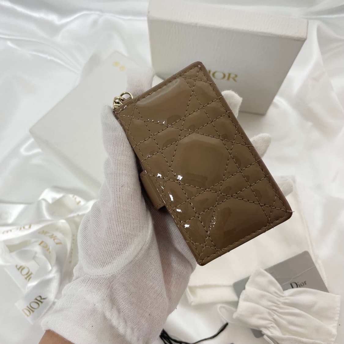 디올 레이디 아코디언 카드지갑 페이던트 A급 풀세트 베이지 상품이미지9