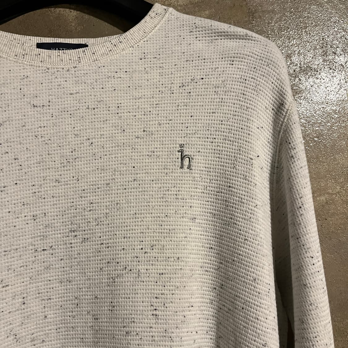 헤지스 니트 롱슬리브 상품이미지2