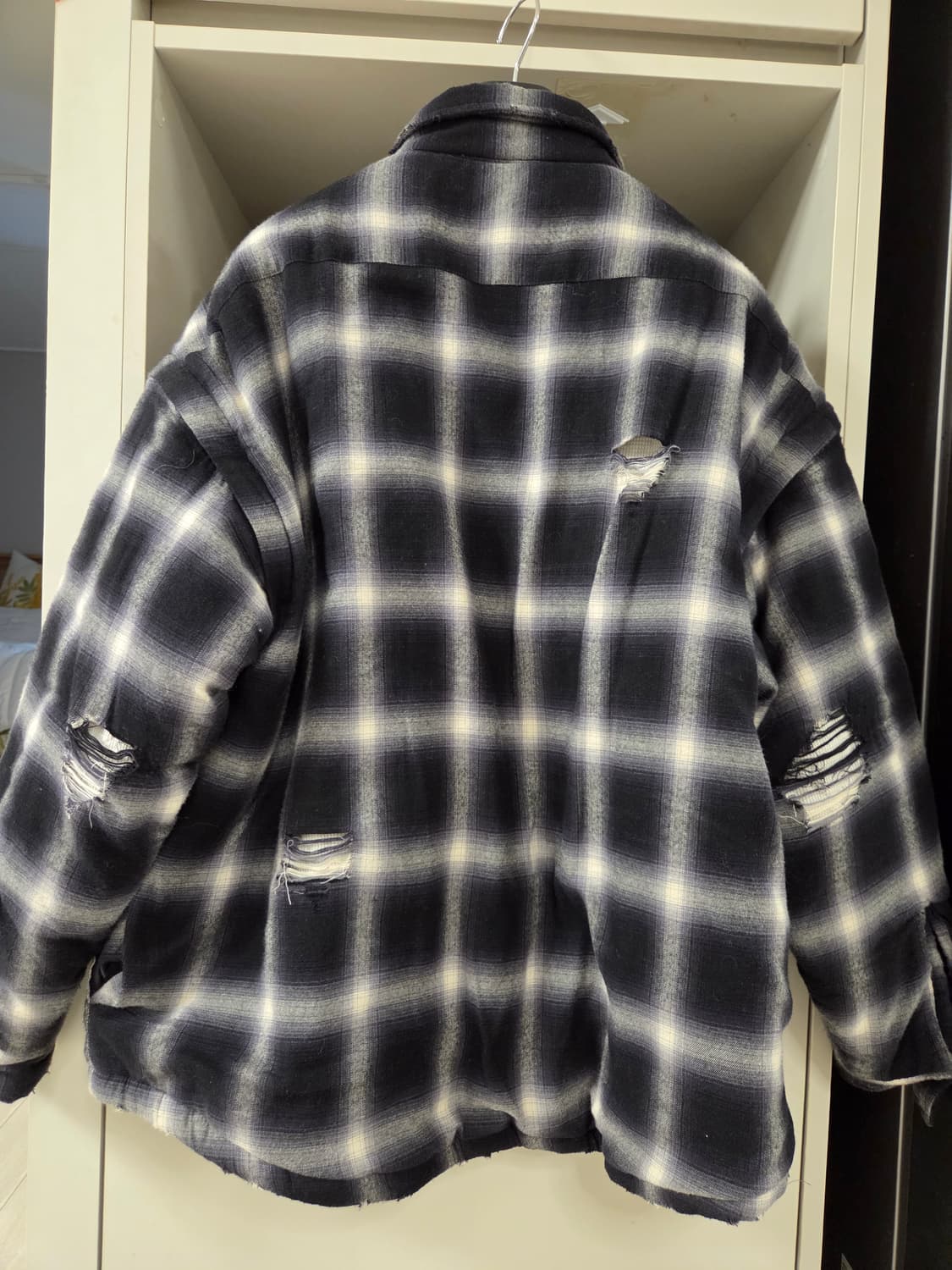 스탠드얼론 오버싸이즈 패디드 플란넬 재킷 상품이미지9